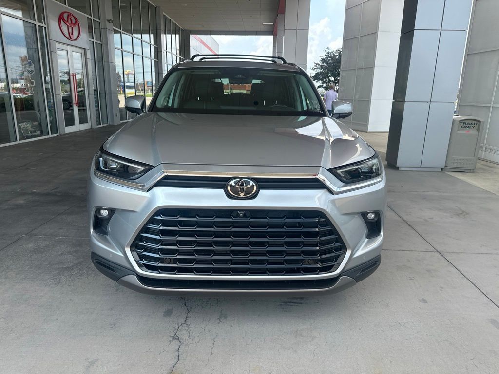 toyota grand highlander 2024 5TDAAAB50RS006214 image toyota grand highlander 2024 5TDAAAB50RS006214 image
